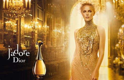 pub parfum dior charlize theron|j'adore Dior perfume model.